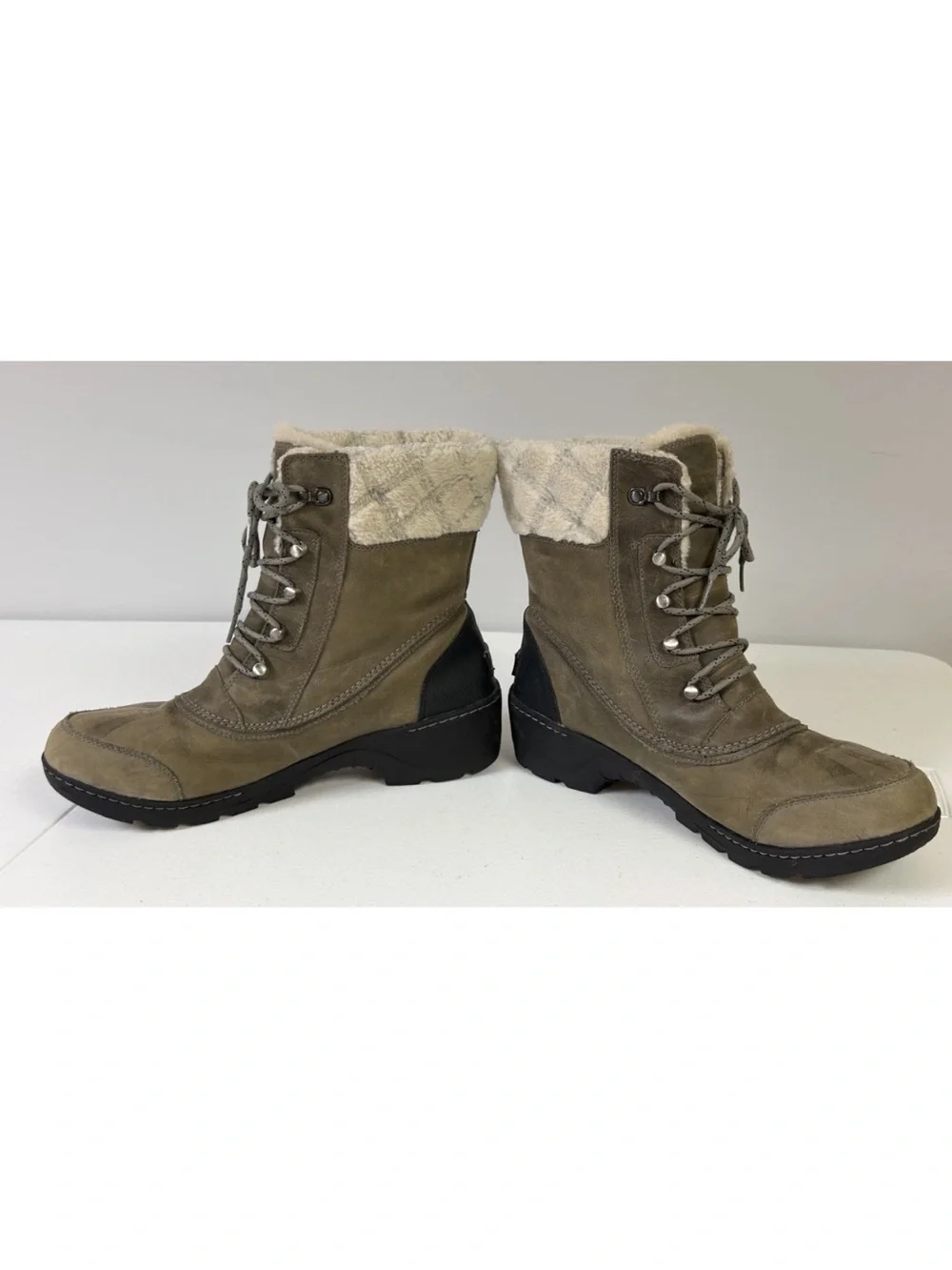 Sorel Women's Whistler Grey Lined Winter Snow Boots Waterproof Size 12